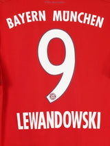 Bayern Munich Home Shirt 2015/16 Lewandowski 9 (L)
