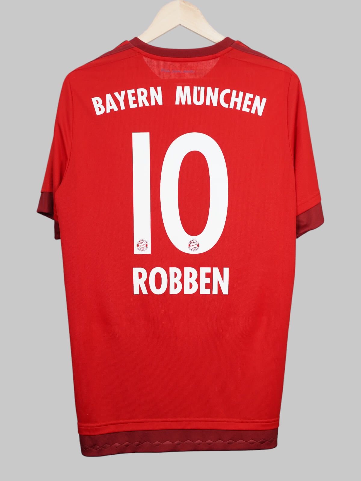 Bayern Munich Home Shirt 2015/16 Robben 10 (L)