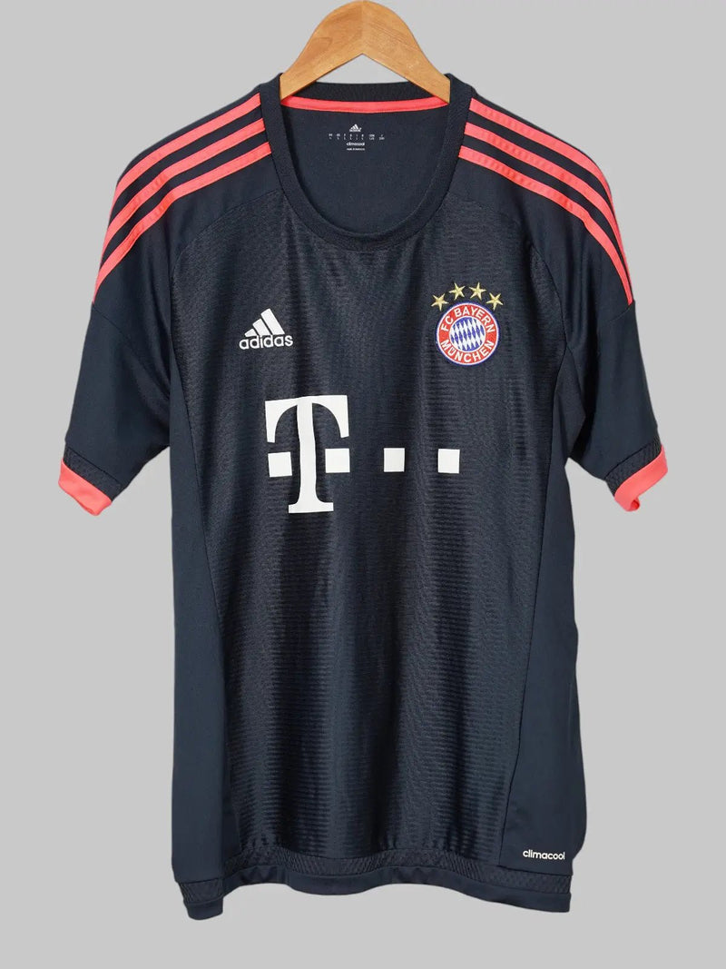 Bayern Munich Third Shirt 2015/16 (L)