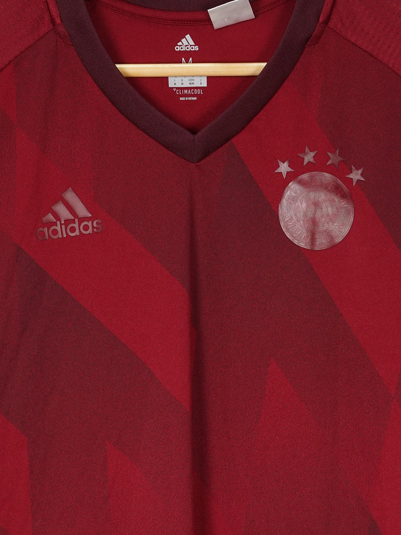 Bayern Munich Training Shirt 2016/17 (M)