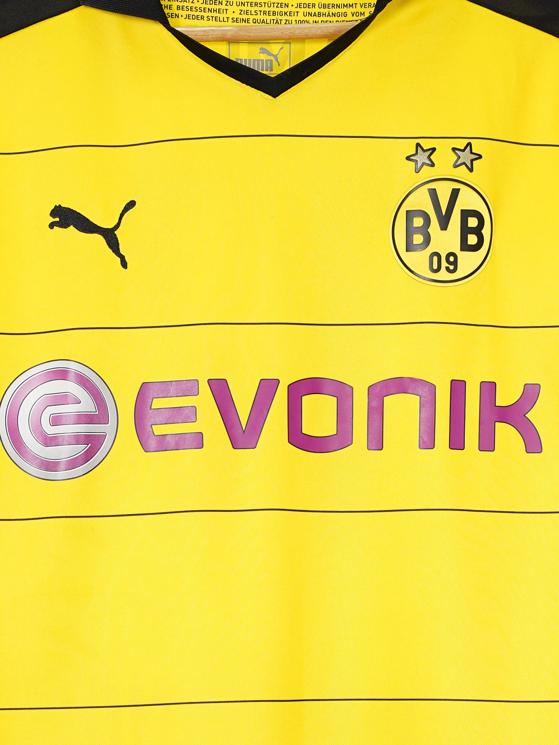 Borrusia Dortmund Home Shirt 2015/16 Aubameyang 17 (M)