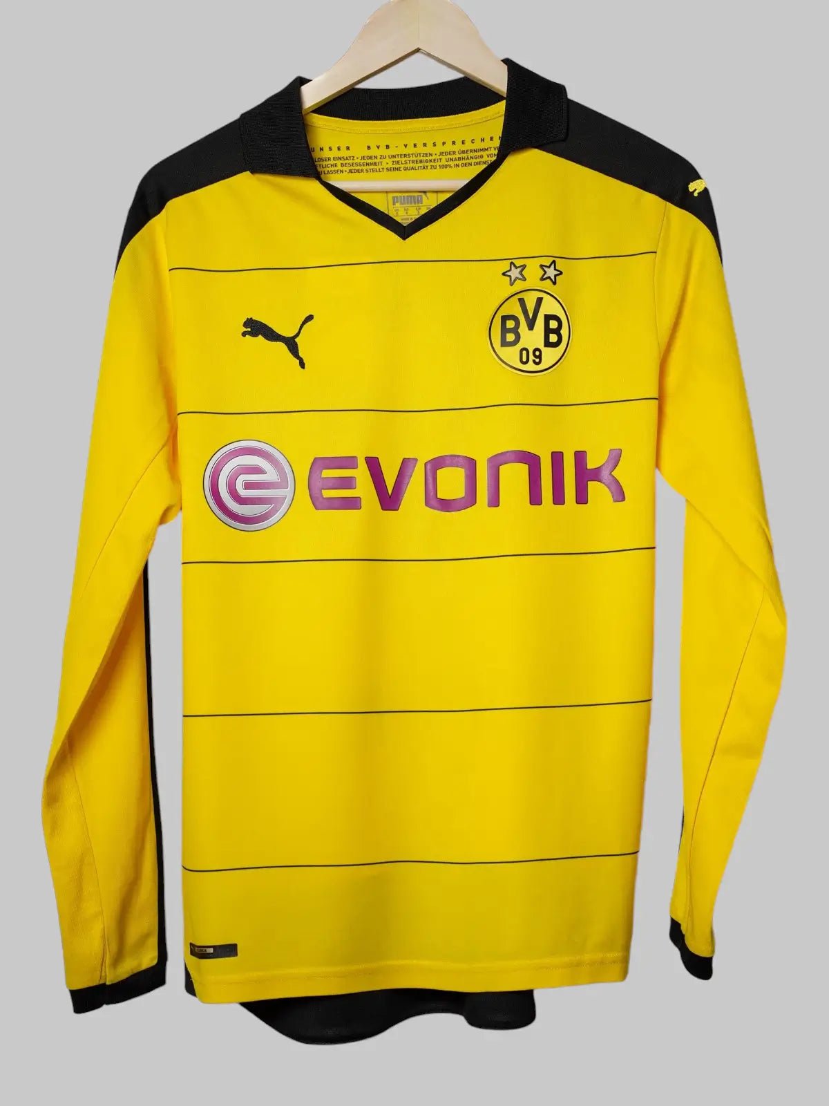 Borussia Dortmund Home Shirt 2015/16 L/S Aubameyang 17 (S)