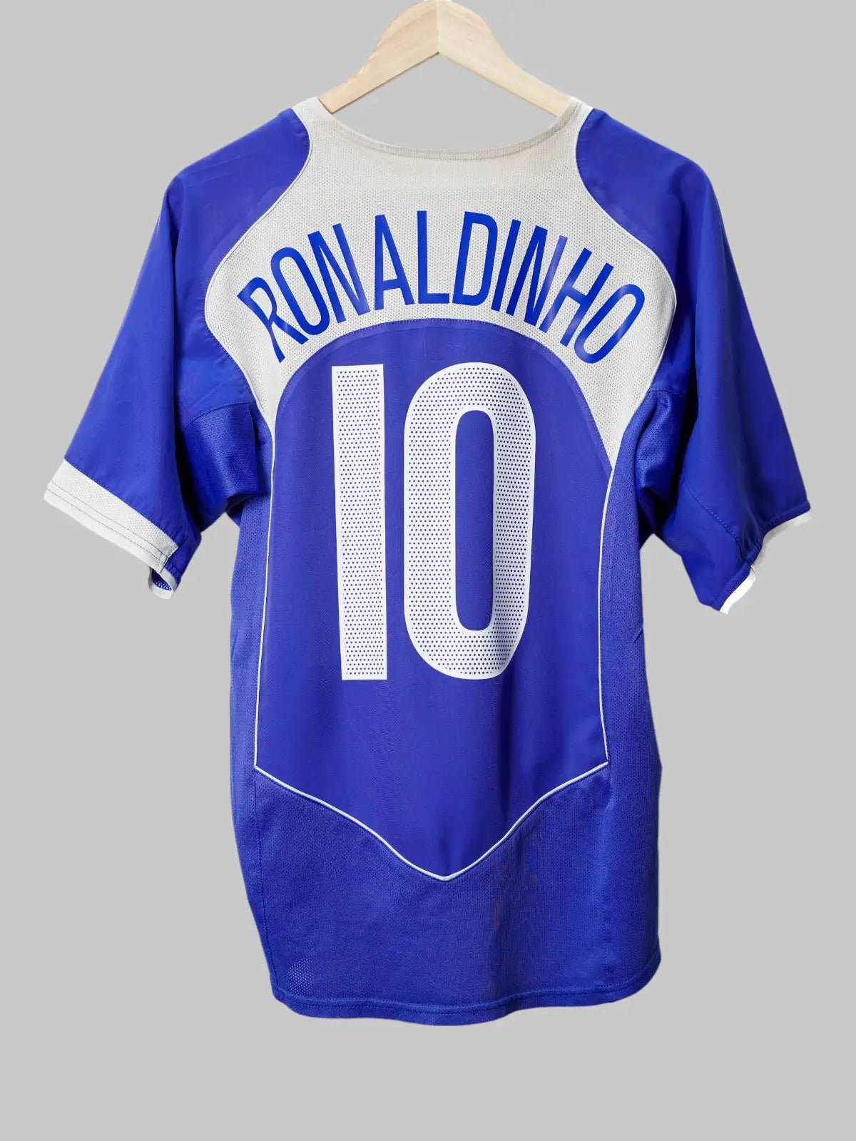Brazil Away Shirt 2004/5 Ronaldinho 10 (M)