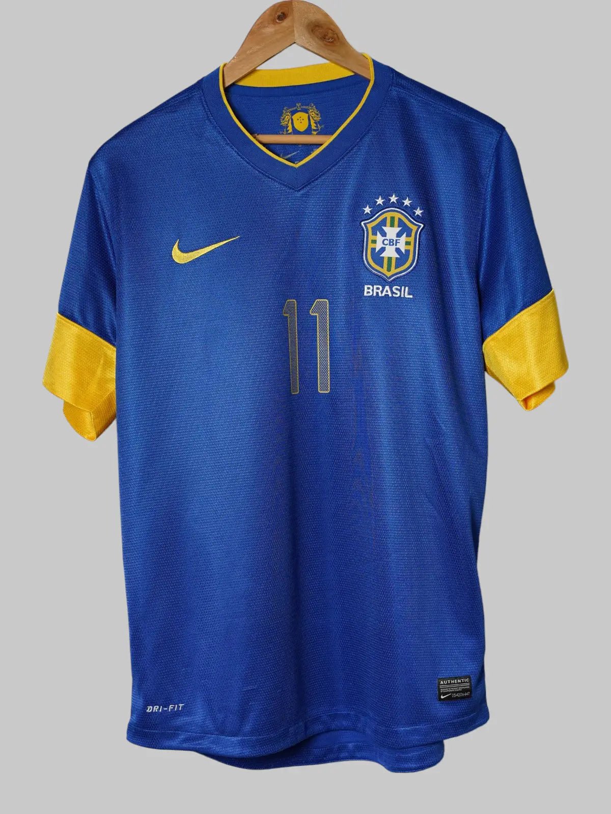 Brazil Away Shirt 2012/13 Neymar 11 (M)