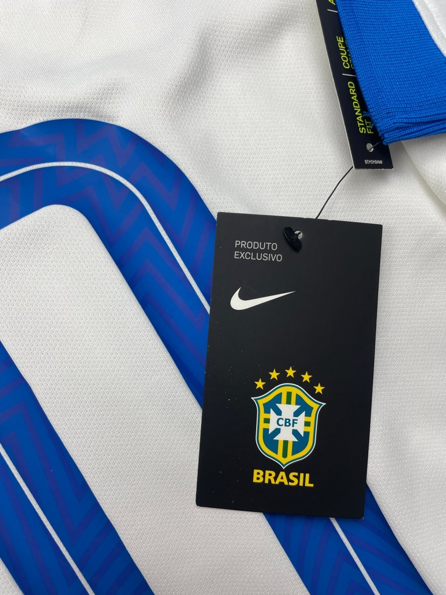 Brazil Away Shirt 2019/20 Neymar JR #10 BNWT - 10/10 - S