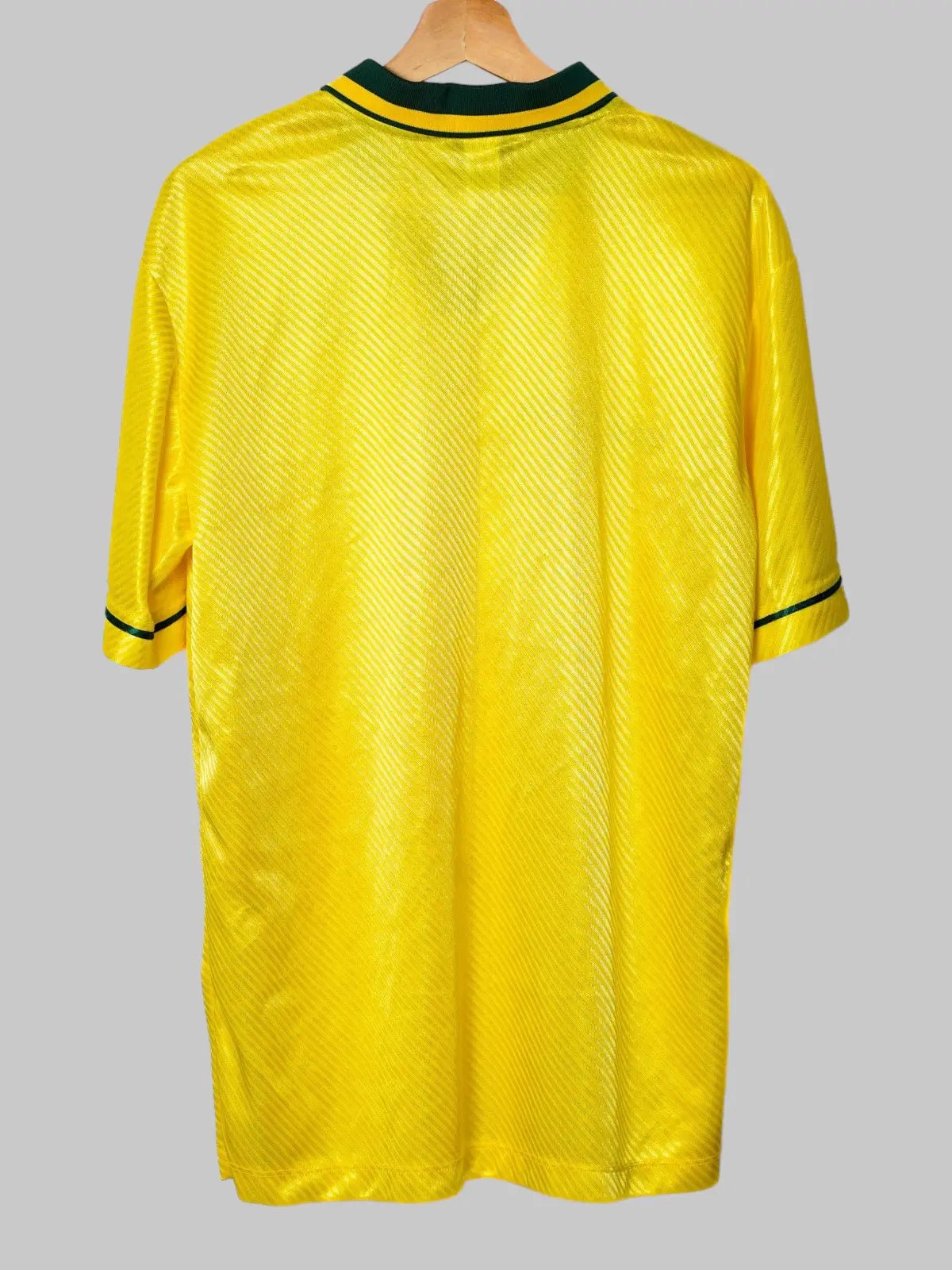 Brazil Home Shirt 1996/97 (L)