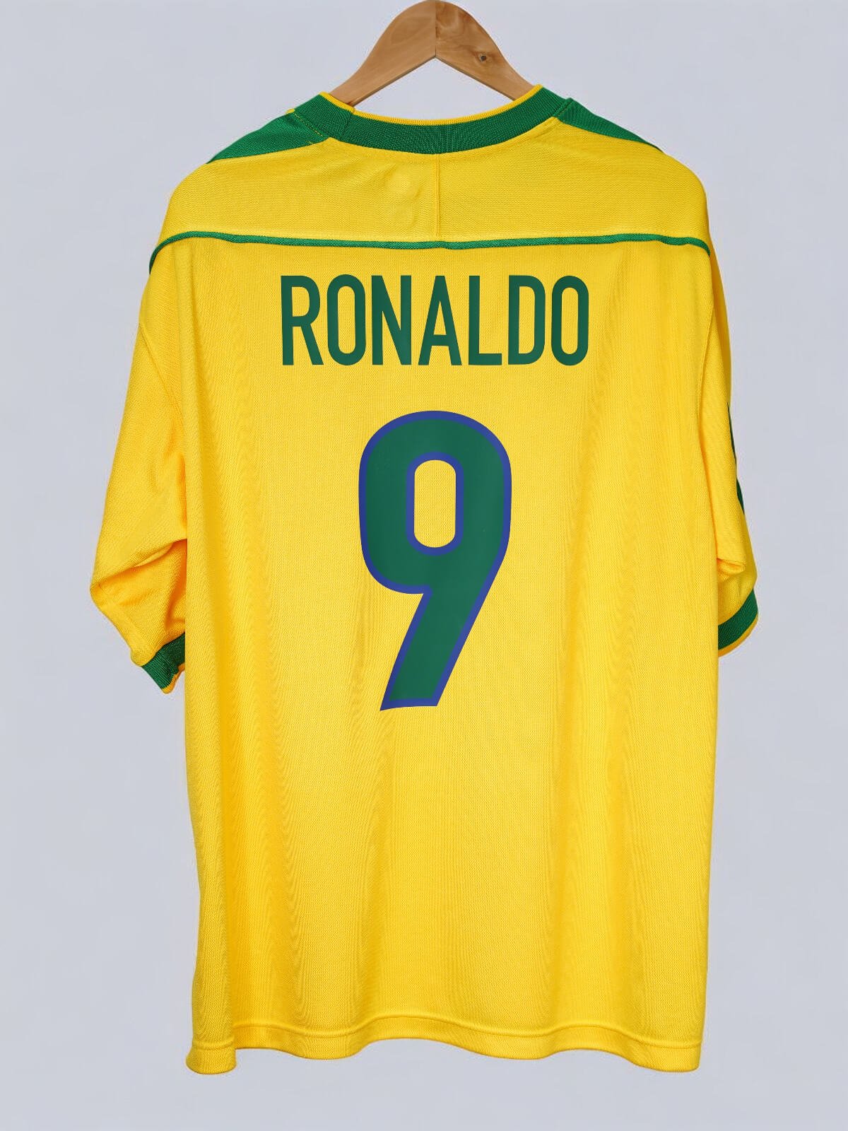 Brazil Home Shirt 1998/99 Ronaldo 9 (XL)