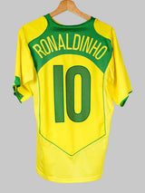 Brazil Home Shirt 2004/5 Ronaldinho 10 (M)