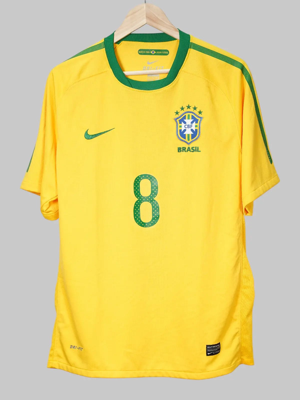 Brazil Home Shirt 2010/11 G.Silva 8 (L)