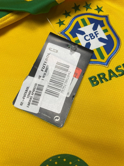 Brazil Home Shirt 2010/11 Kaka #10 BNWT - 9/10 - L