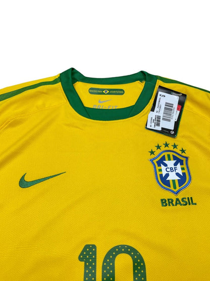 Brazil Home Shirt 2010/11 Kaka #10 BNWT - 9/10 - L