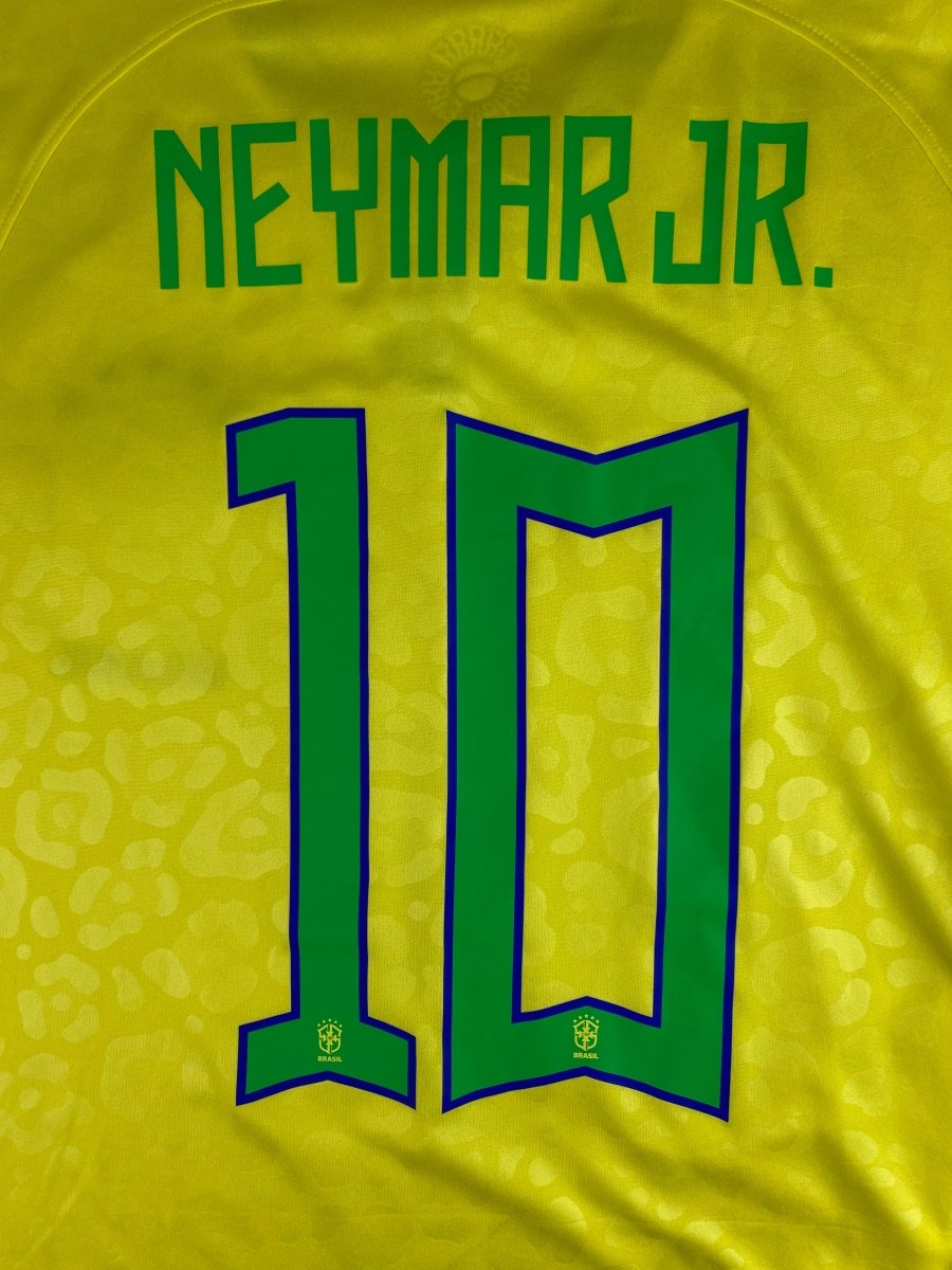 Brazil Home Shirt 2022/23 Neymar #10 - 10/10 - M