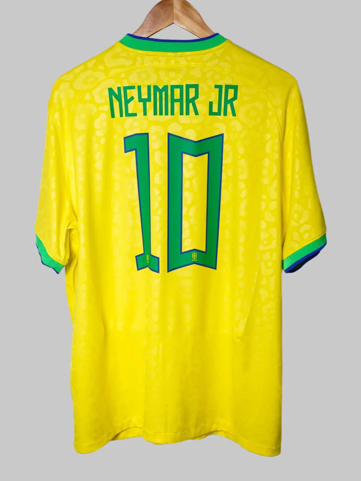 Brazil Home Shirt 2022/23 Neymar Jr 10 (XL)