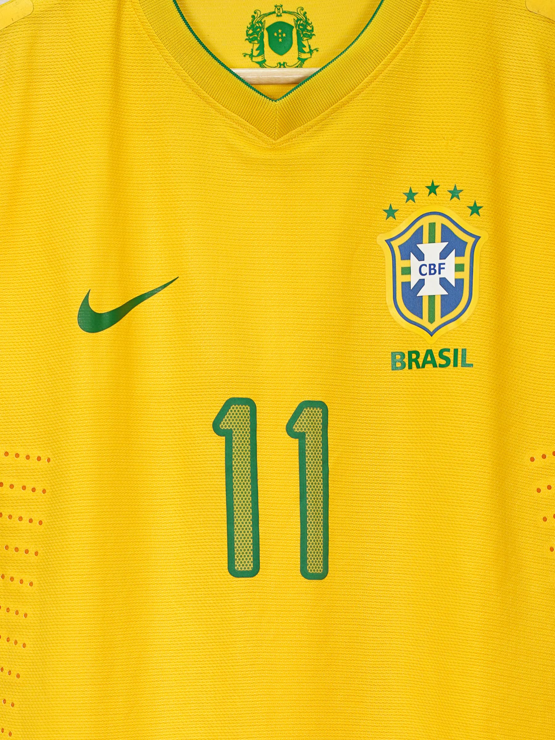 Brazil Home Shirt Player Issue 2012/13 Neymar 11 (L)