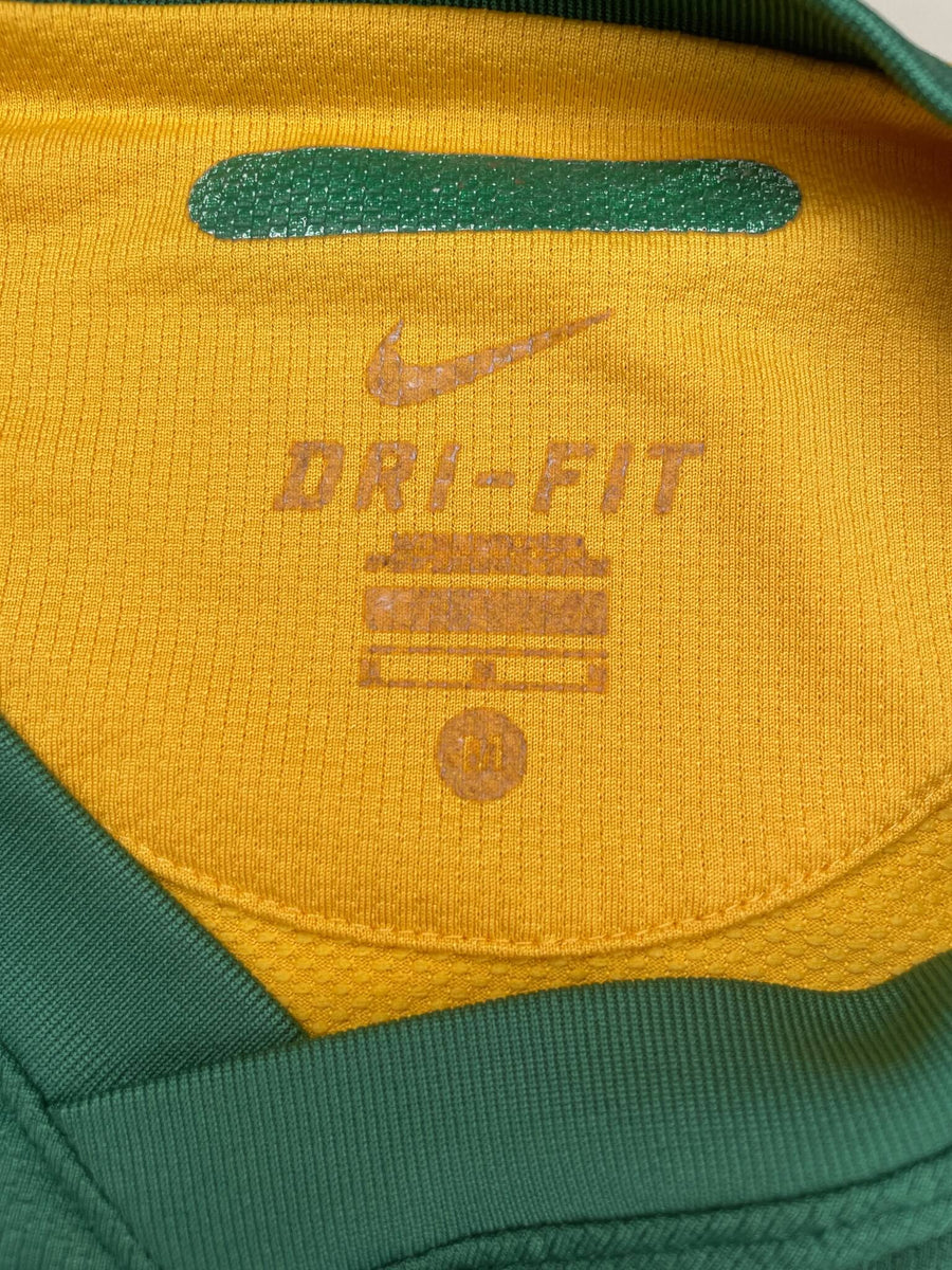 2010/11 Australia Home Shirt (M)
