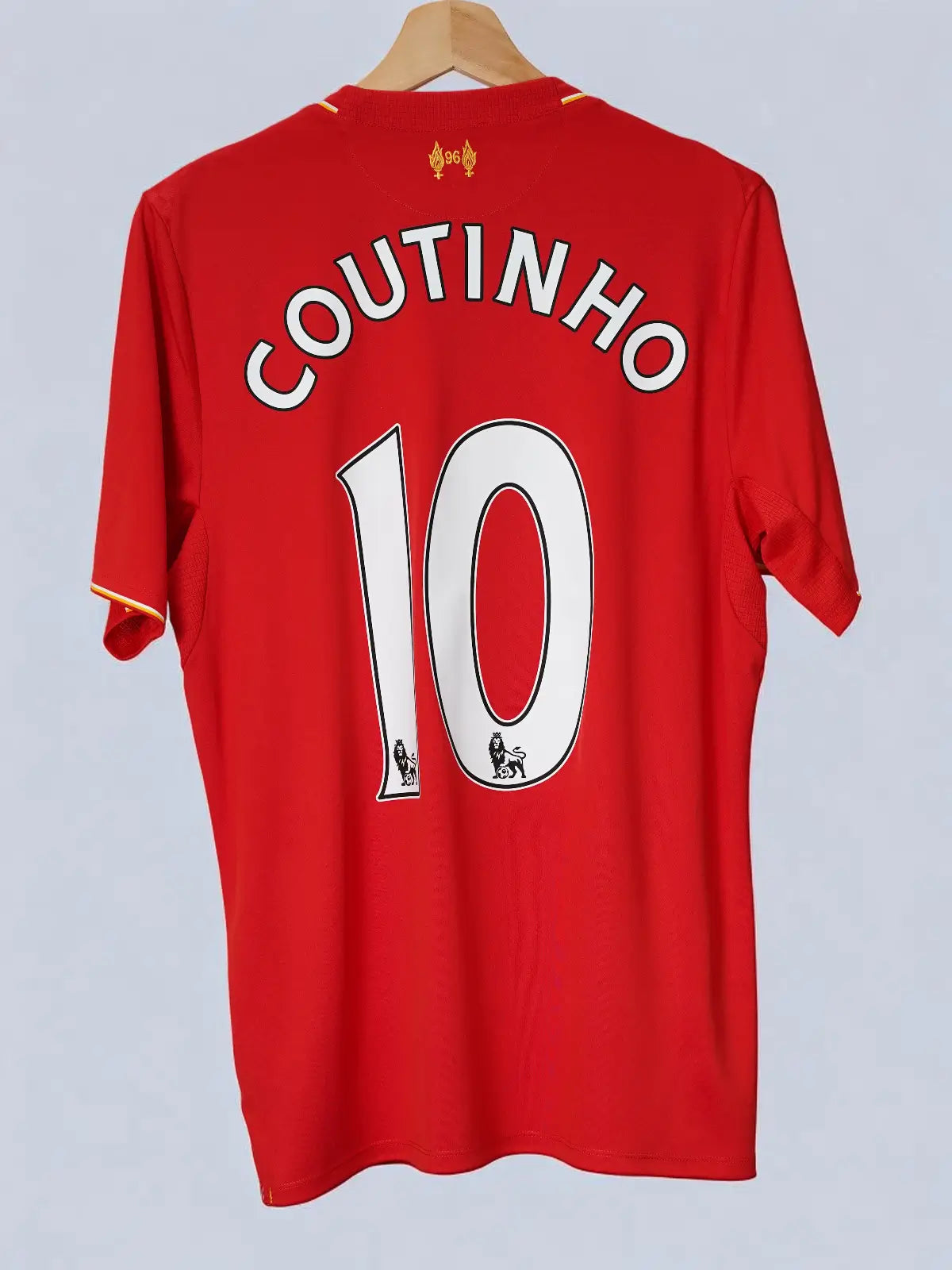 Liverpool Home Shirt 2015/16 Coutinho #10 (M)