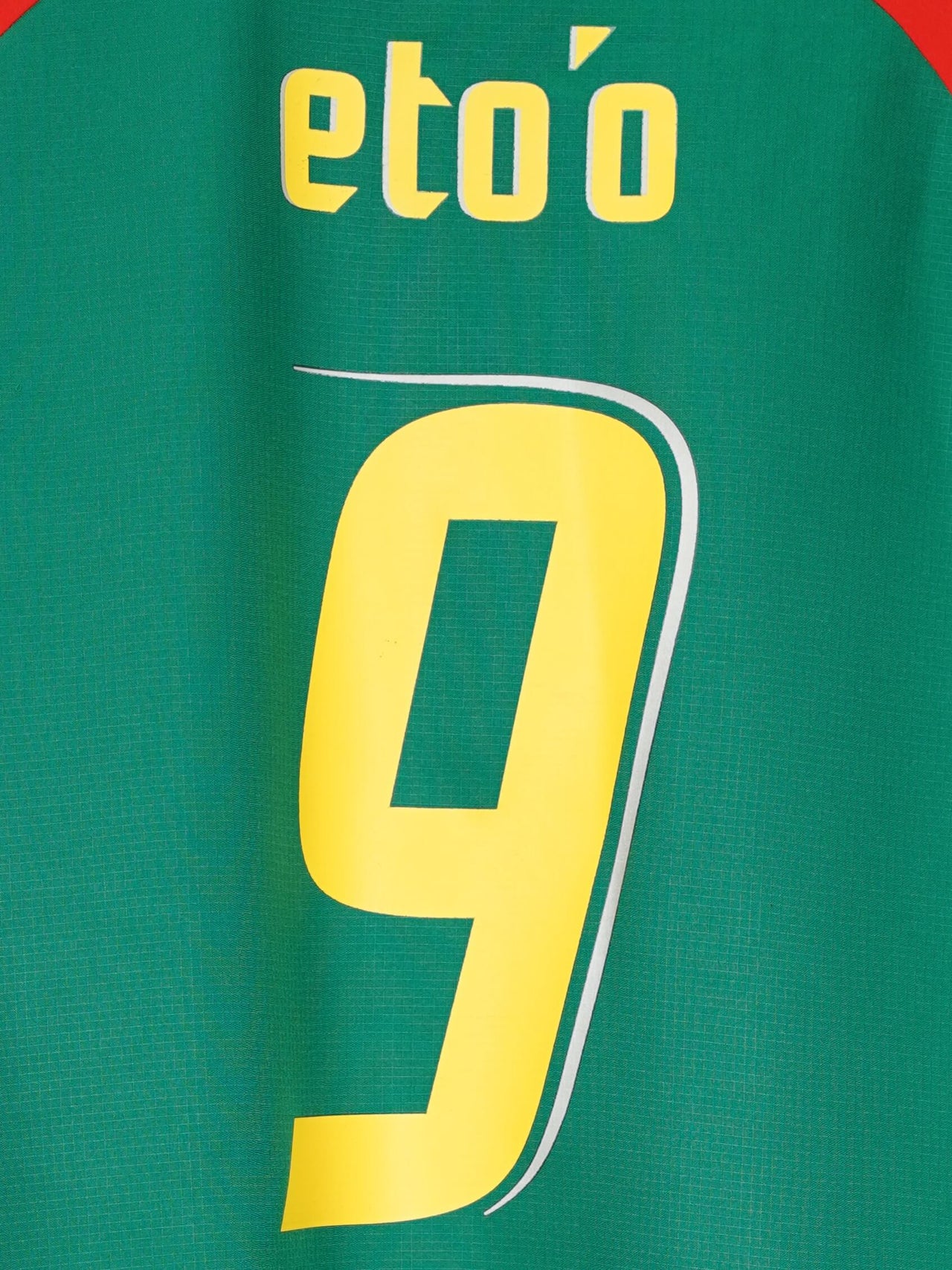 Cameroon Home Shirt 2006/7 Eto'o 9 (L)