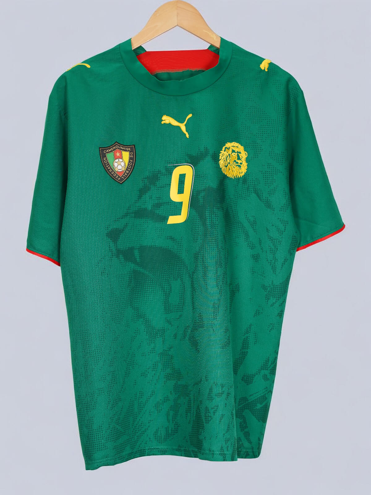 Cameroon Home Shirt 2006/7 Eto'o 9 (L)