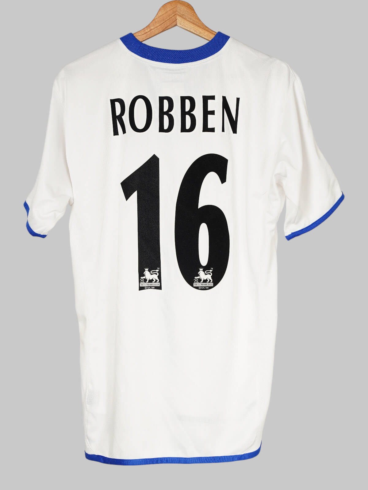 2003/04 Chelsea Robben #16 Away Shirt (M) Umbro | First11