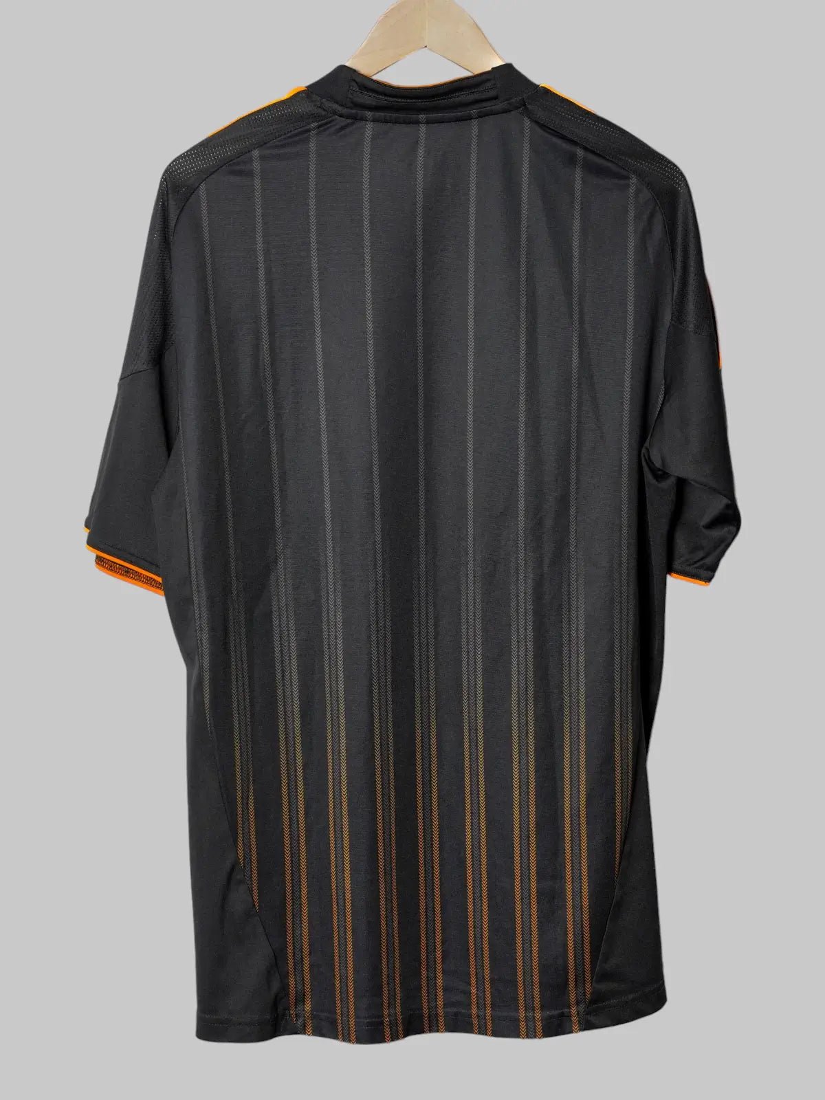 Chelsea Away Shirt 2010/11 (L)