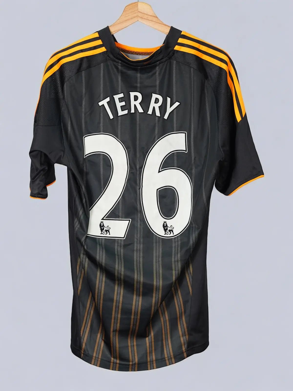 Chelsea Away Shirt 2010/11 Terry 26 (M)