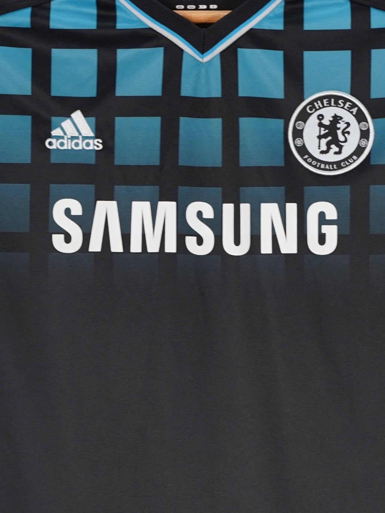 Chelsea Away Shirt 2011/12 (Women's L)