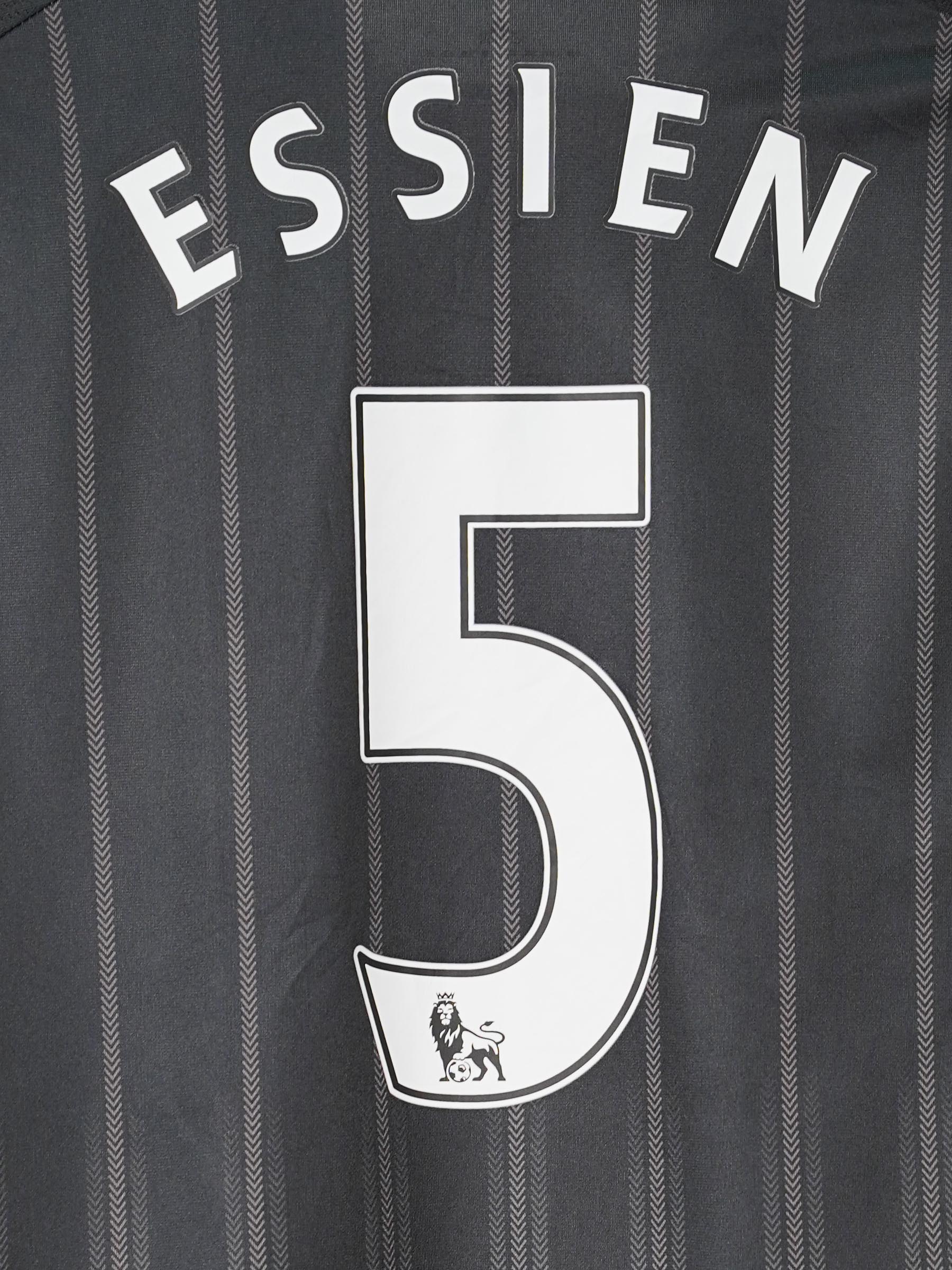 Chelsea Away Shirt L/S 2010/11 Essien 5 (L)
