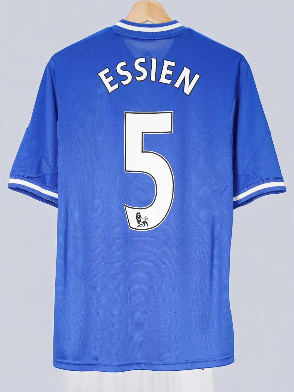 Chelsea Home Shirt 2013/14 Essien 5 (M)
