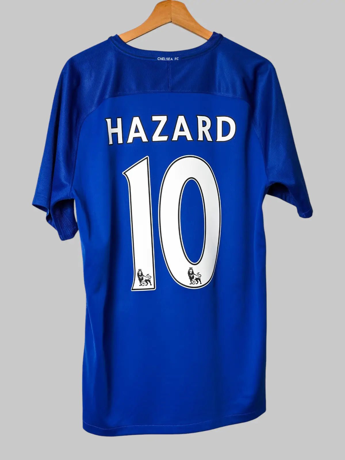 Chelsea Home Shirt 2017/18 Hazard 10 (L)