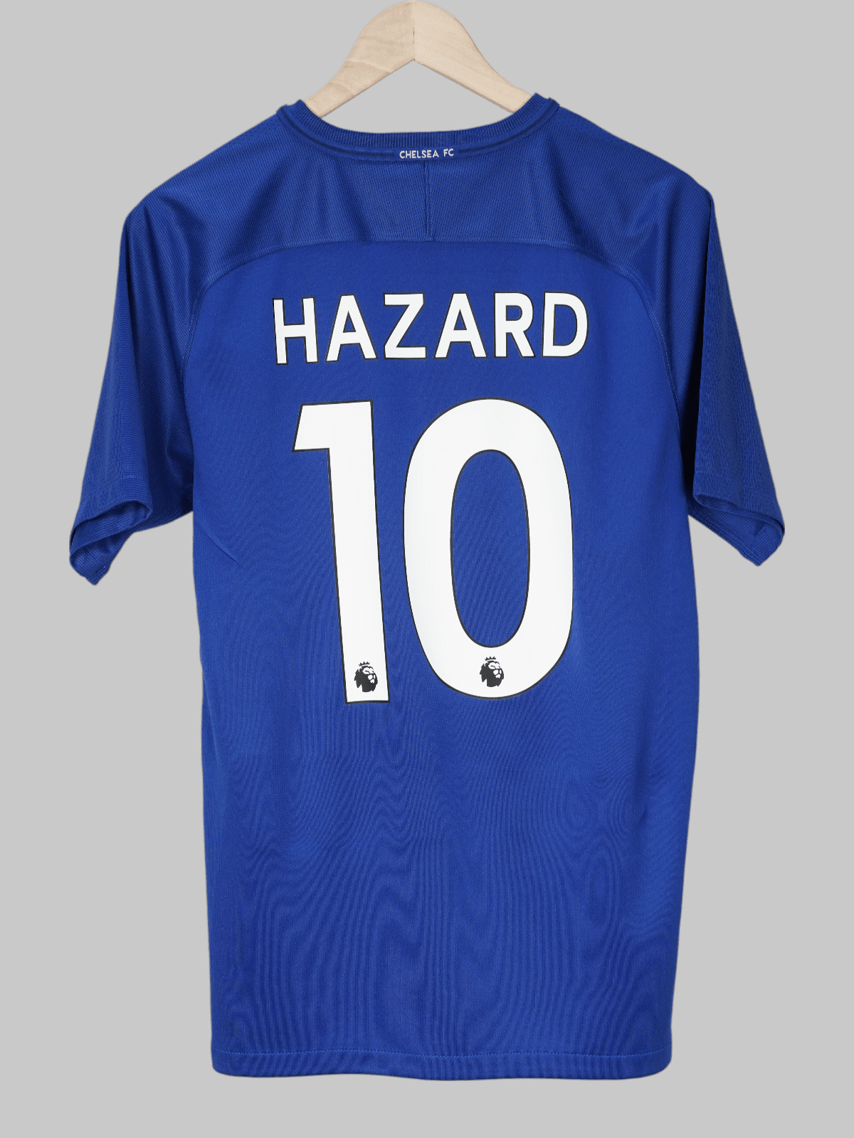 Chelsea Home Shirt 2017/18 Hazard 10 (M)