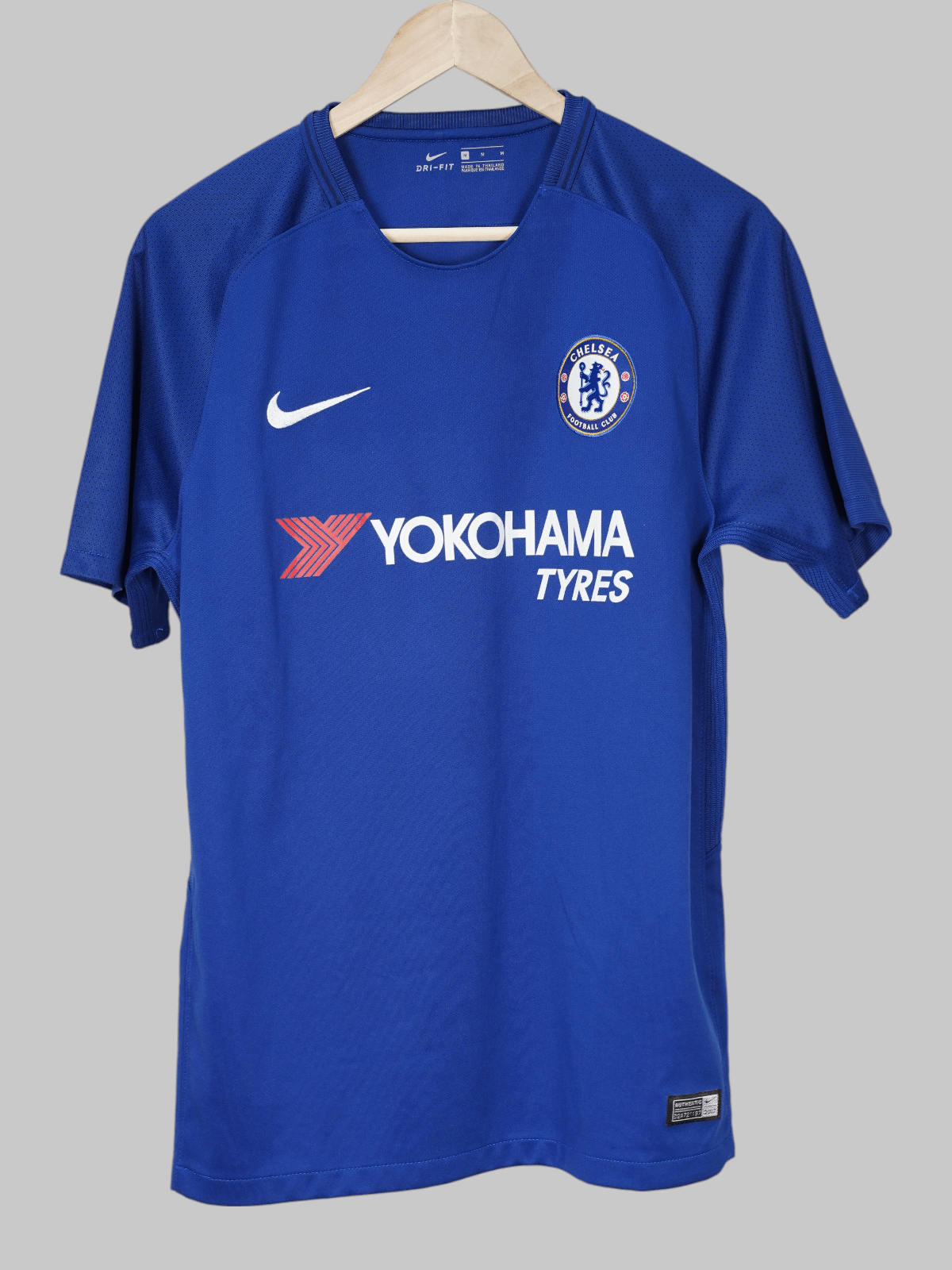 Chelsea Home Shirt 2017/18 Hazard 10 (M)