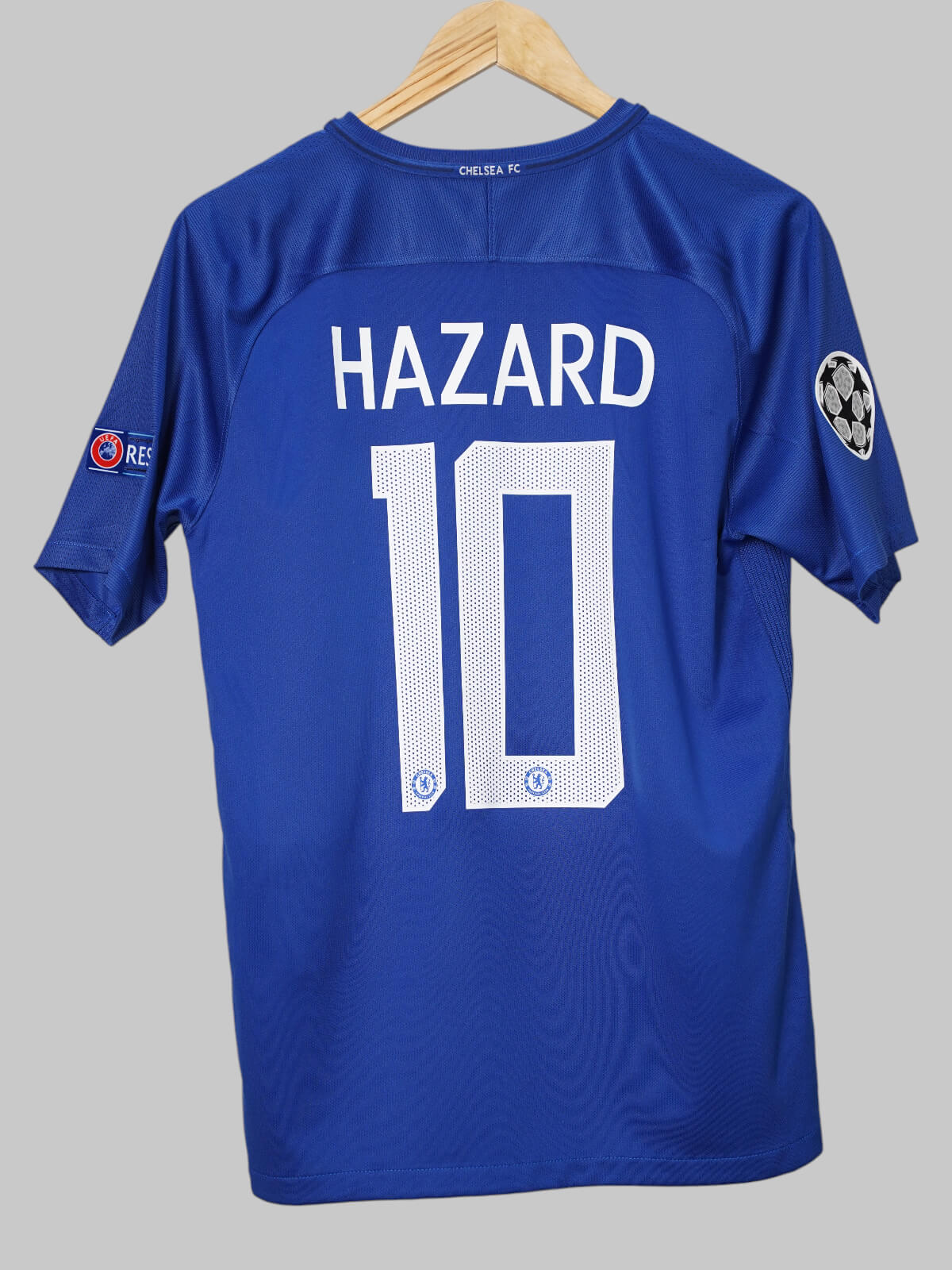 Chelsea Home Shirt 2017/18 Hazard 10 (M)