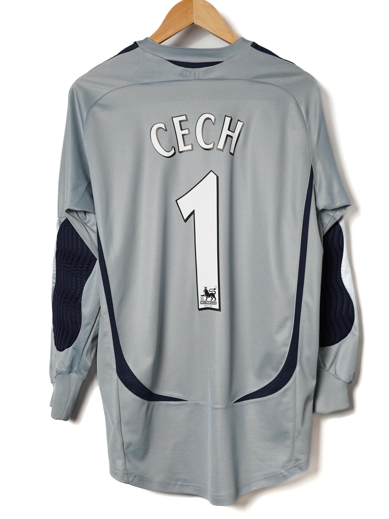 Chelsea Keeper Shirt 2007/8 Cech 1 (M)