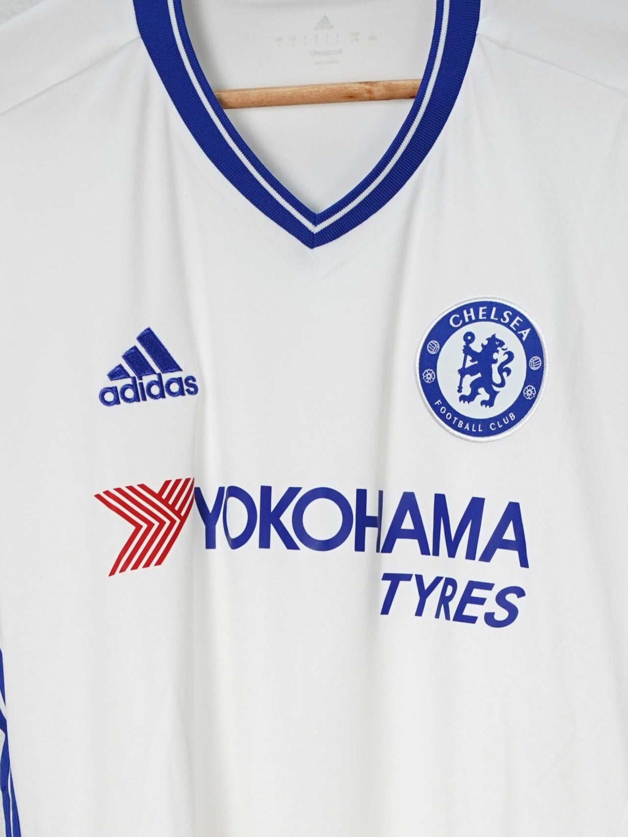 Chelsea Third Shirt 2016/17 (M)