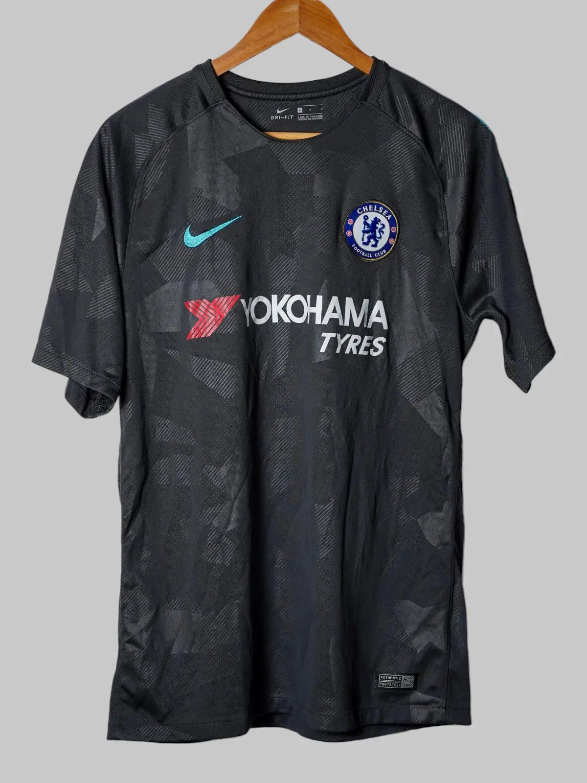 Chelsea Third Shirt 2017/18 Hazard 10 (L)
