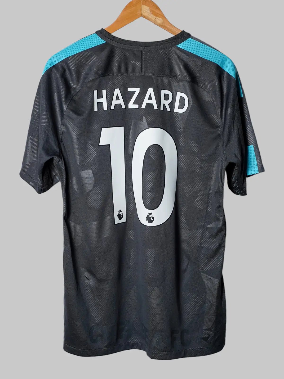 Chelsea Third Shirt 2017/18 Hazard 10 (L)