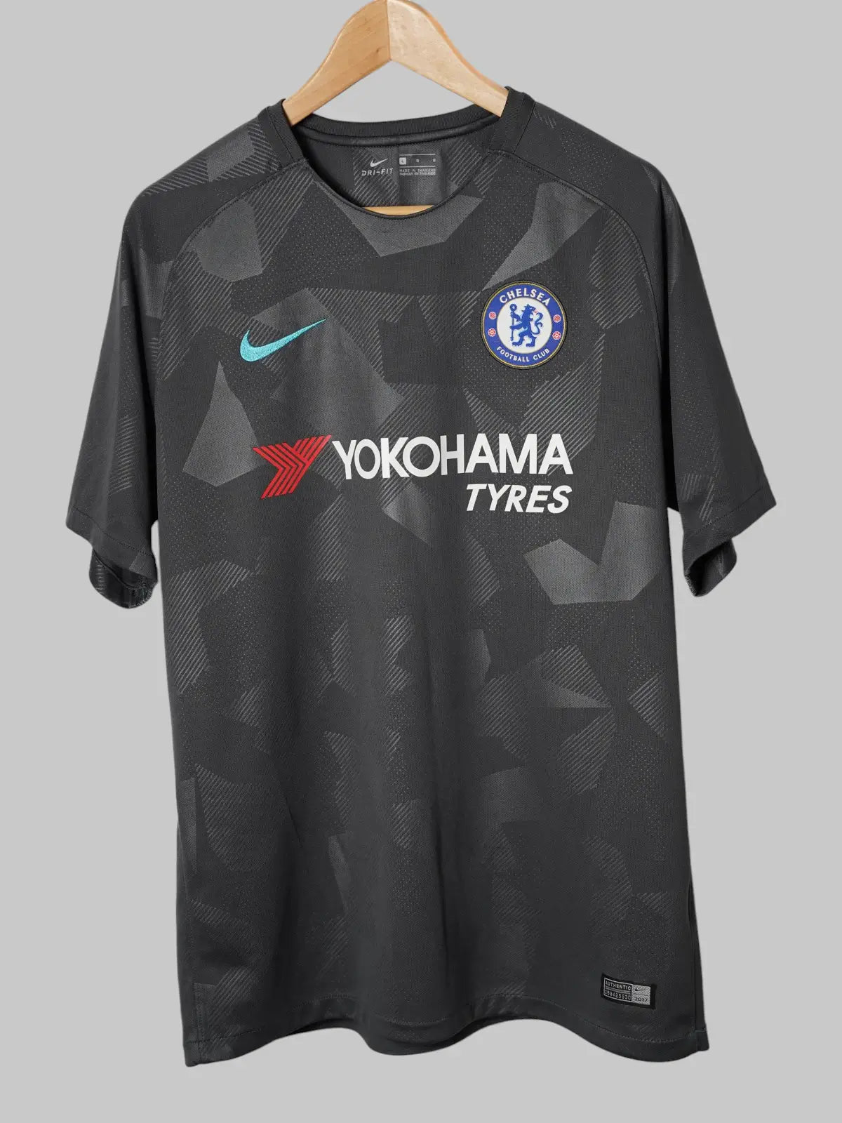 Chelsea Third Shirt 2017/18 Hazard 10 (L)