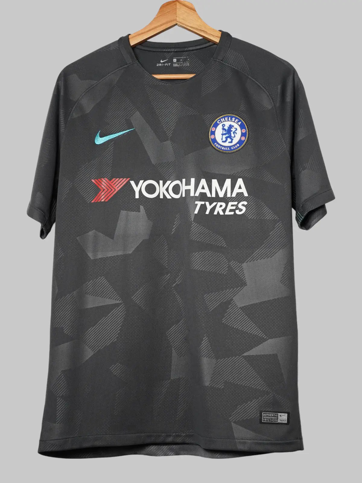 Chelsea Third Shirt 2017/18 Hazard 10 (M)