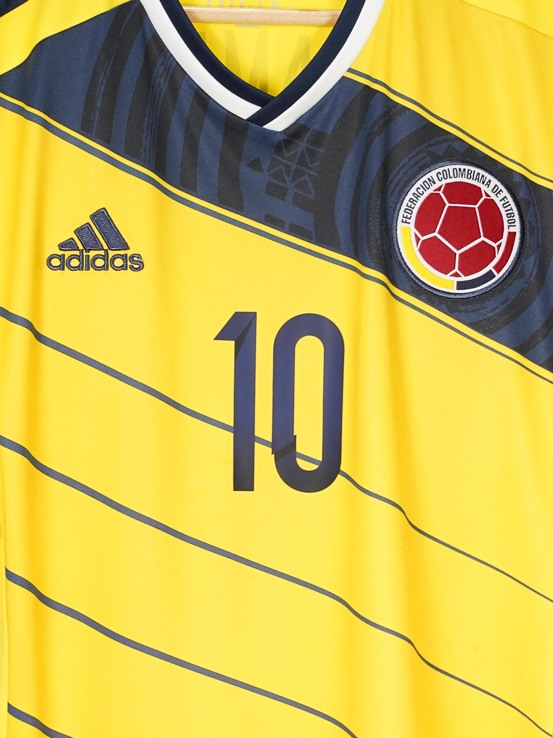 2014/15 Colombia James #10 Home Shirt (M) Adidas – First11