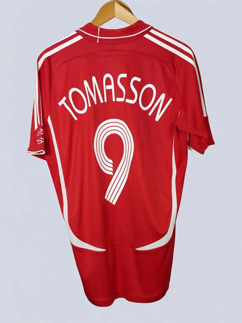 Denmark Home Shirt 2006/7 Tomasson (M)