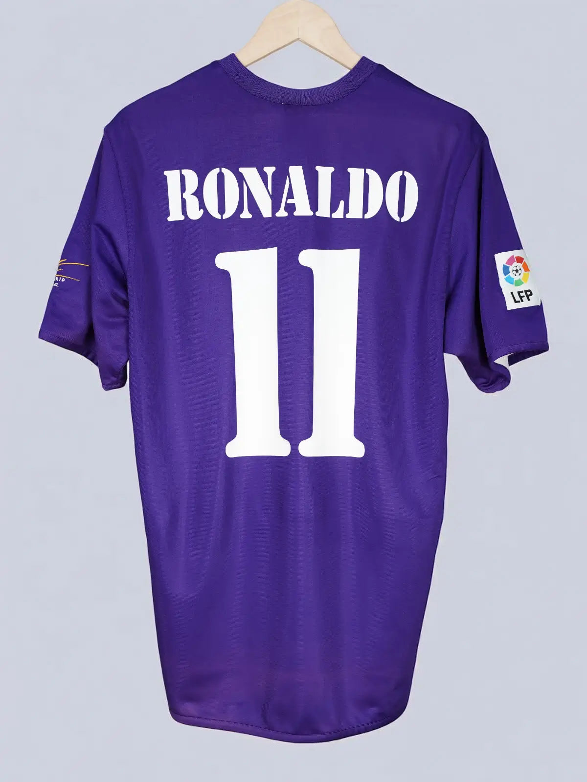 Real Madrid Third Shirt 2002/3 Ronaldo #11 (M)