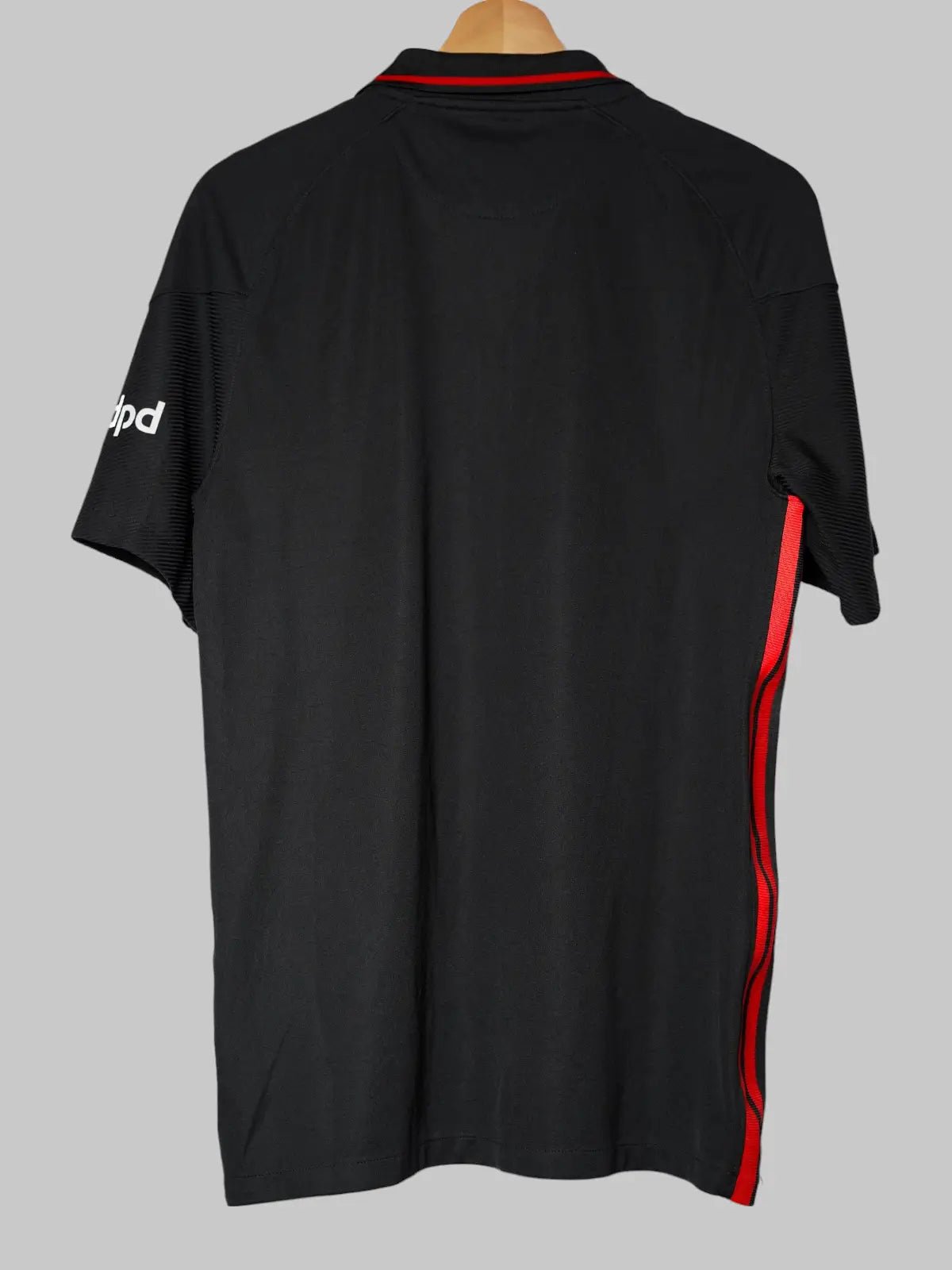 Eintracht Frankfurt Home Shirt 2021/22 (M)