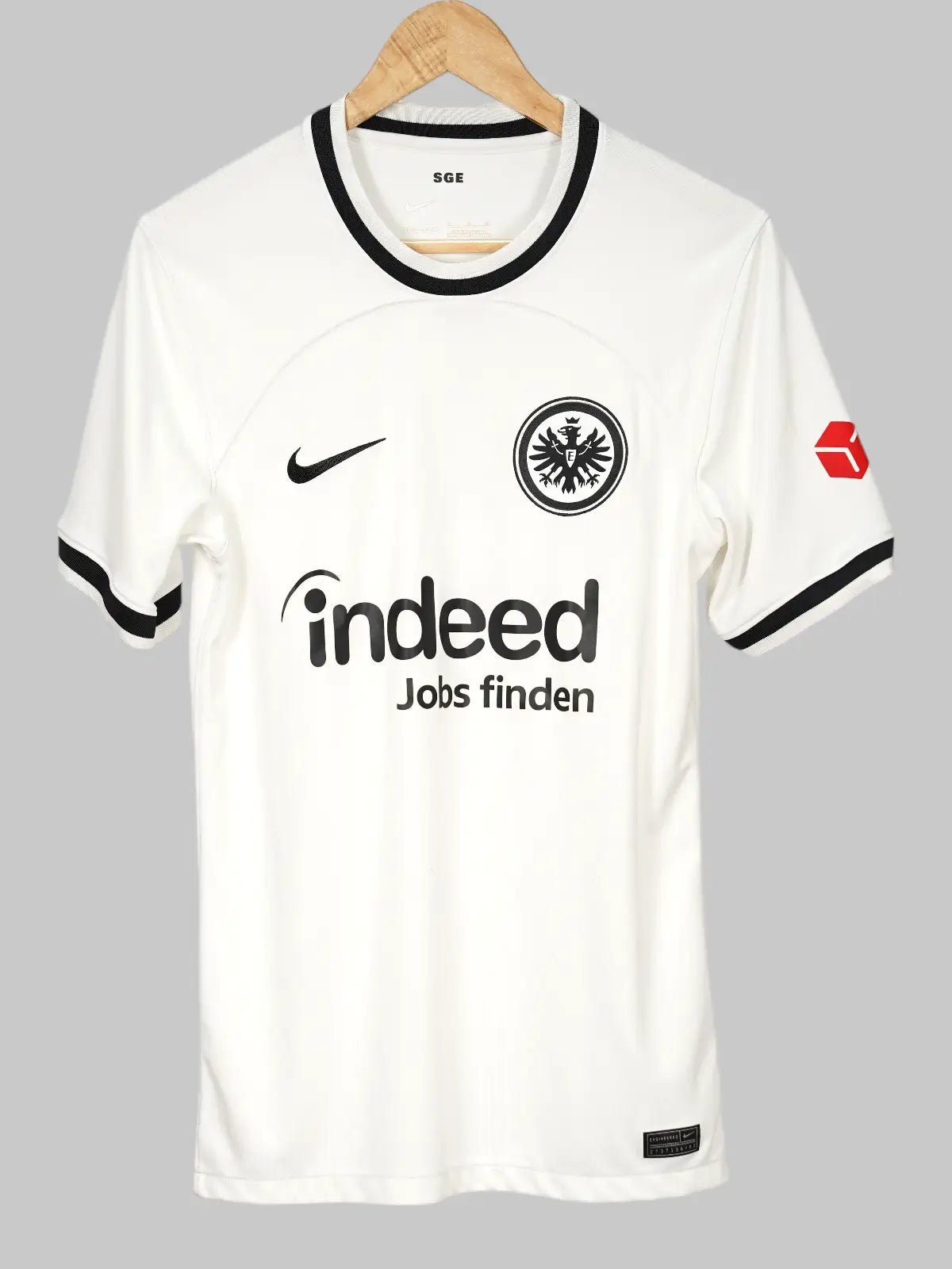 Eintracht Frankfurt Home Shirt 2022/23 (S)