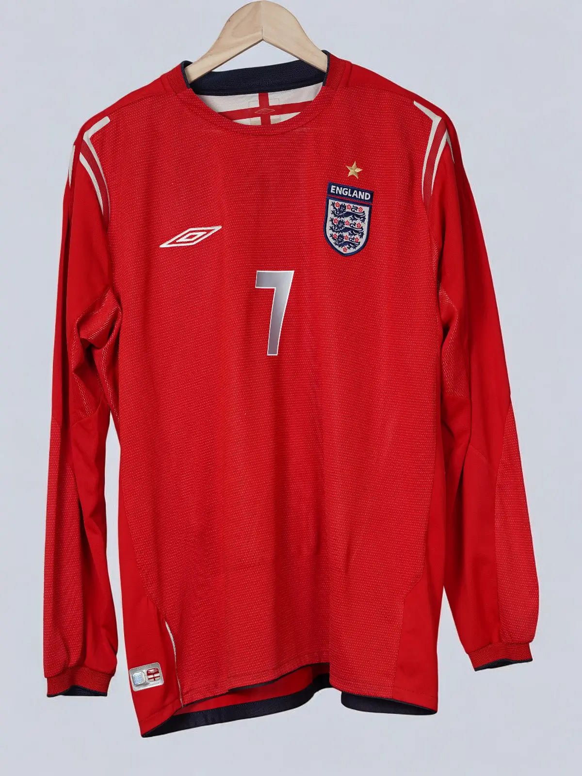 England Away Shirt L/S 2004/5 Beckham 7 (XL)