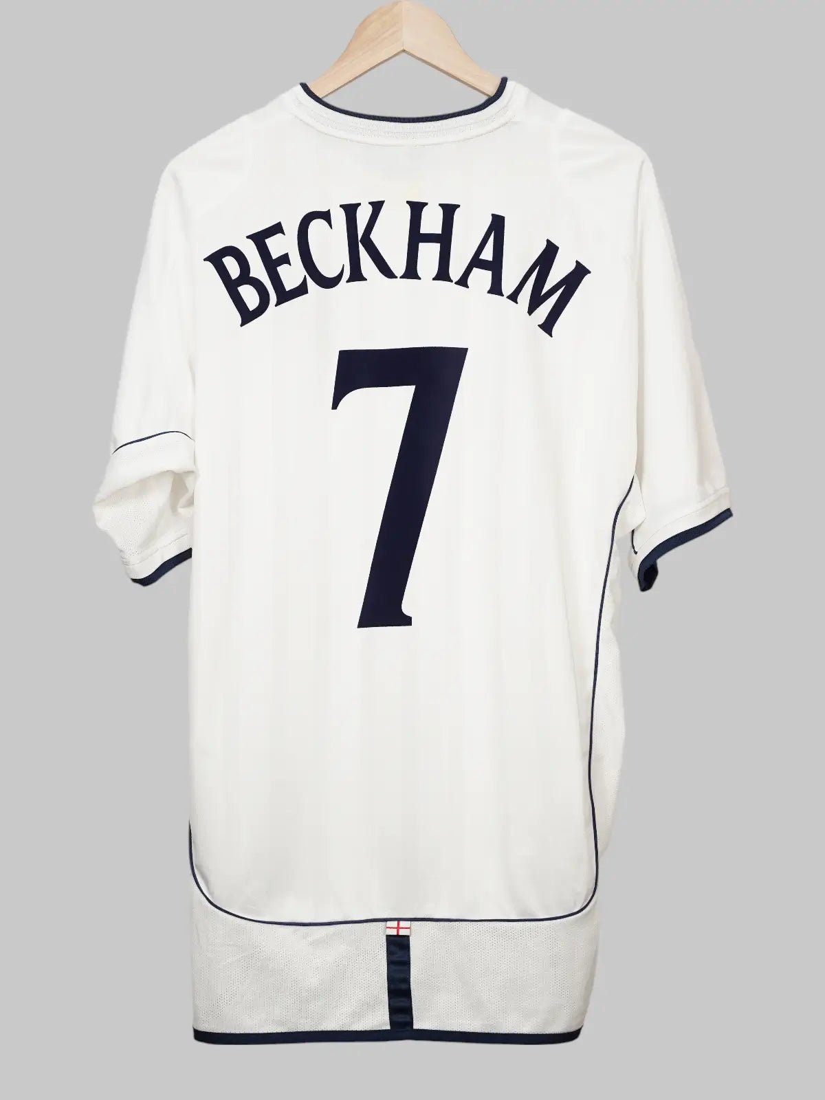 England Home Shirt 2002/3 Beckham 7 (XL)