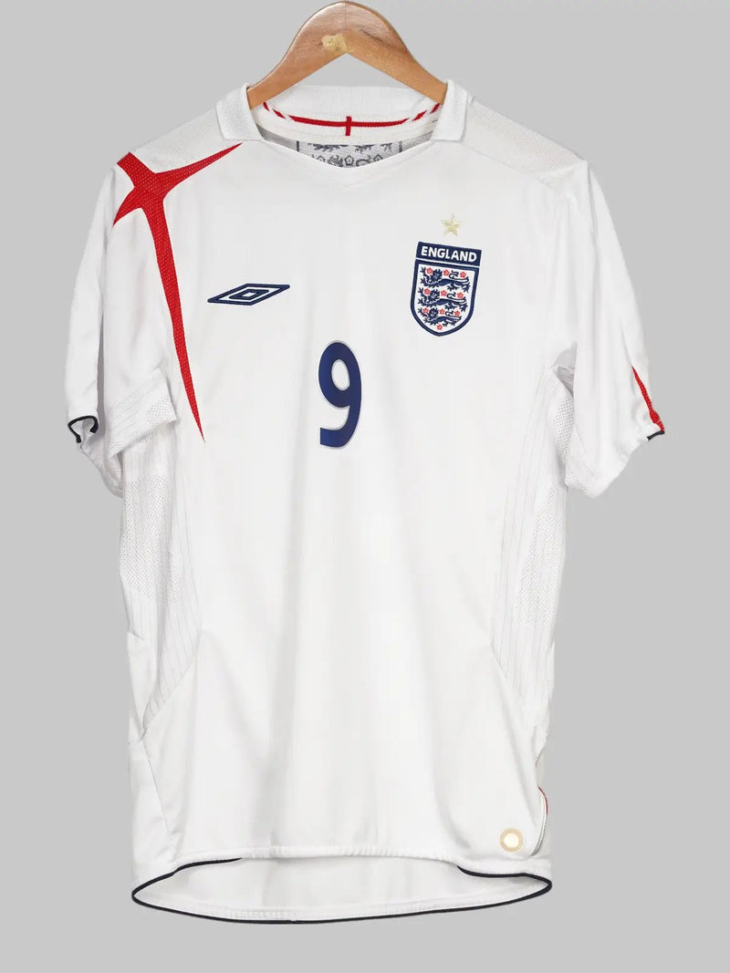 England Home Shirt 2005 - 2007 Rooney 9 (M)