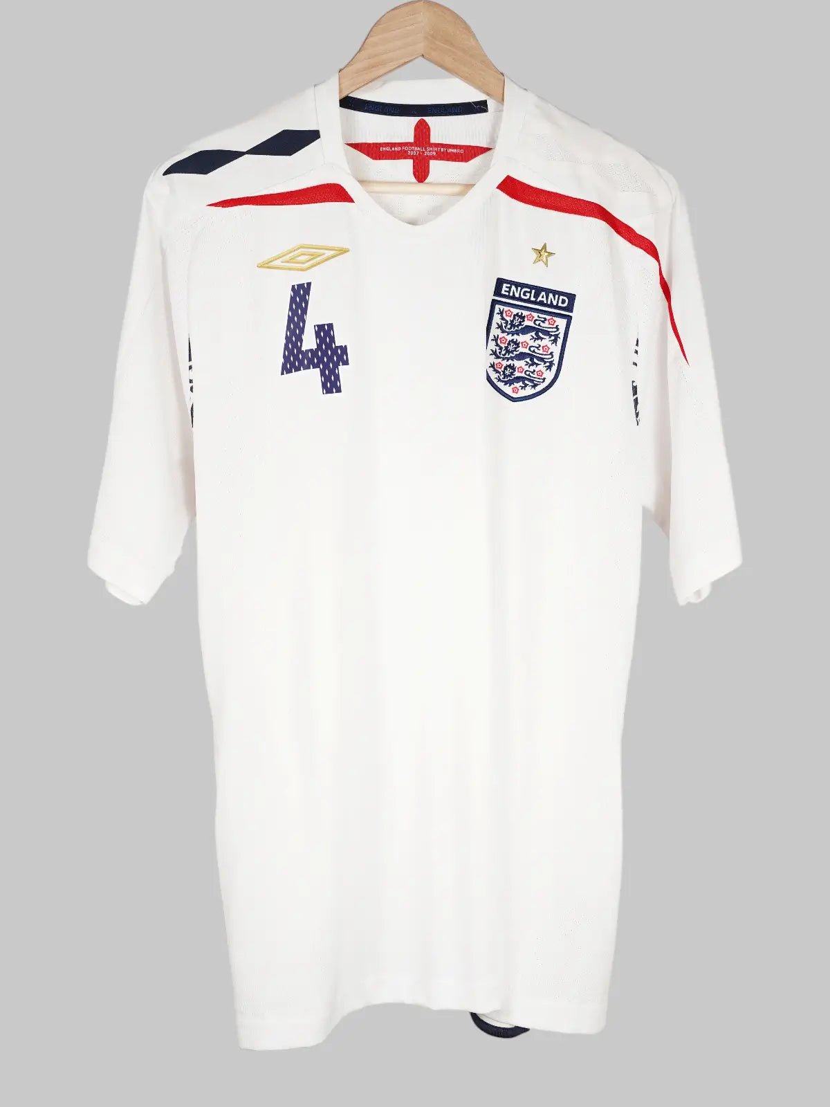 England Home Shirt 2007/9 Gerrard 4 (XL)