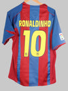 2004/5 Barcelona Ronaldinho #10 Home Shirt (M) Nike
