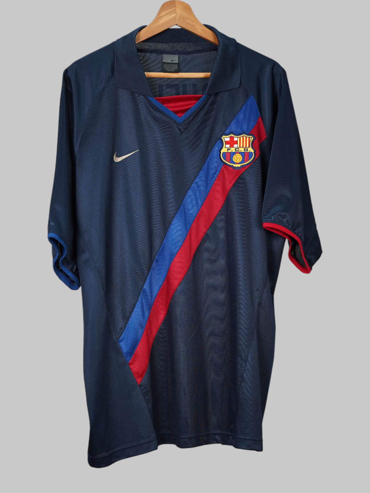 FC Barcelona Away Shirt 2002/4 Riquelme 10 (XL)