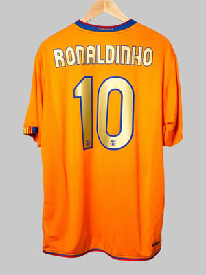 FC Barcelona Away Shirt 2006/07 Ronaldinho 10 (XL)
